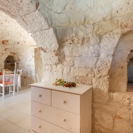 Il Trullo Di Erna By Barbarhouse 오스투니